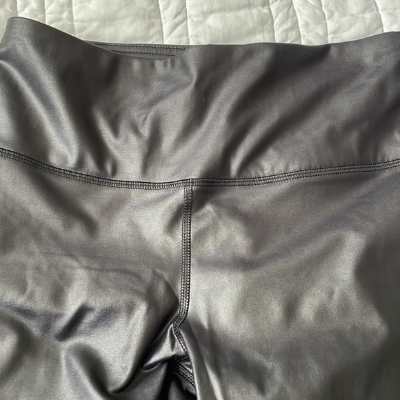 Black leather like leggings. Almost new. - Picture 5 of 5
